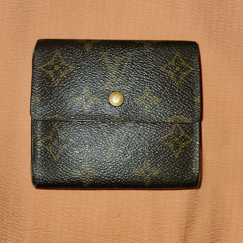 Louis Vuitton Bifold Monogram Wallet